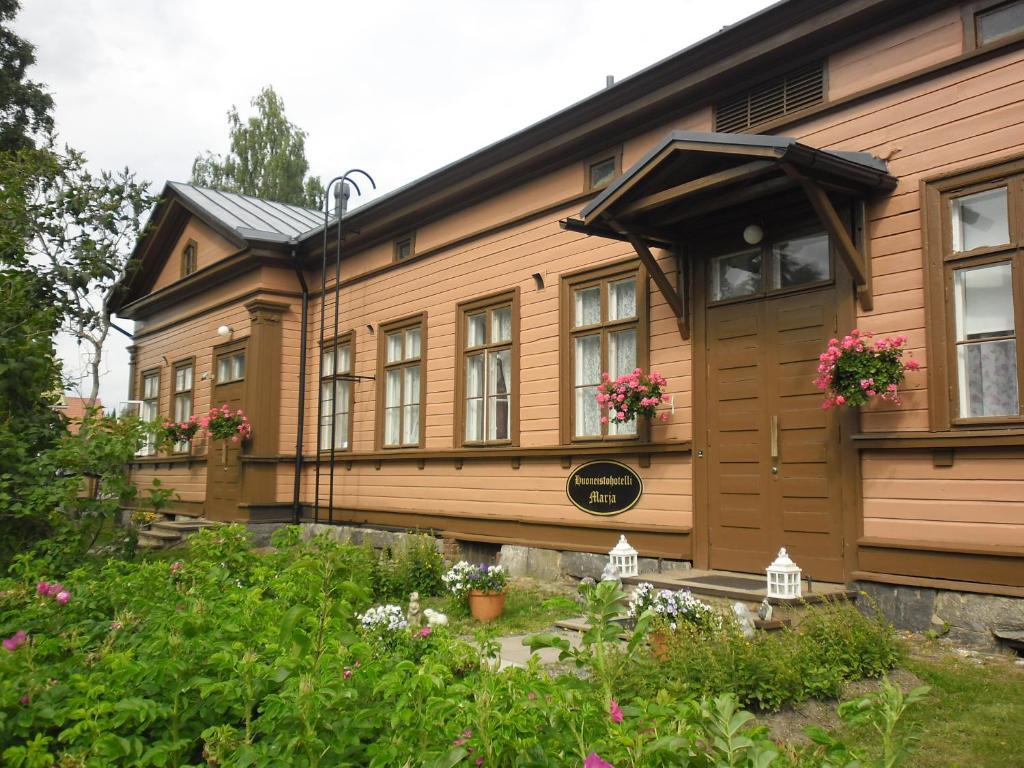 Huoneistohotelli Marja Миккели Экстерьер фото